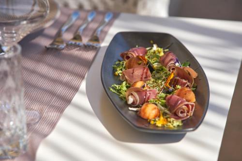 Hotel Life - image 12