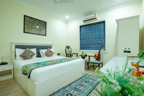 room detail thumbnail 0