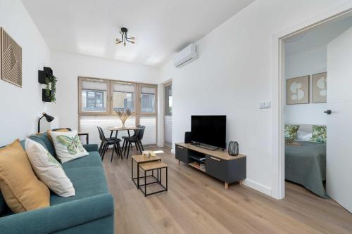 Exterior view of Bright Apartment near the Center of Katowice with Parking by Noclegi Renters