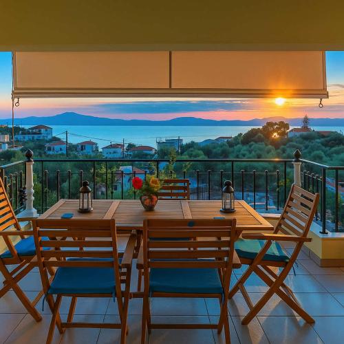Palaiochora Retreat - Sea Sunset Rooftop – khách sạn tại Peloponnese