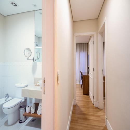 Hotel Chateau - image 4