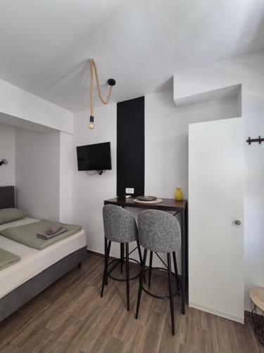 Apartments Tonći – Tribunj, VA