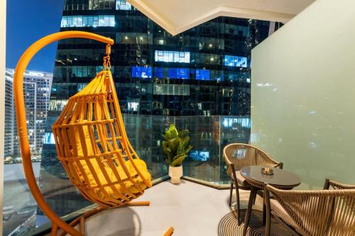 Luxe Studio Loft Type - Canal View - Fully Furnished - image 14