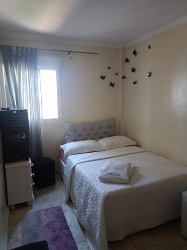 bonita habitación el apartamento compartido con todas las comodidades se sentirán como muy bien, Севилья
