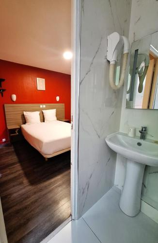 Hipotel Paris Gambetta République - image 6