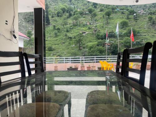 Balcony/terrace, Rock & Green Hotel, Mahandri in Shogran