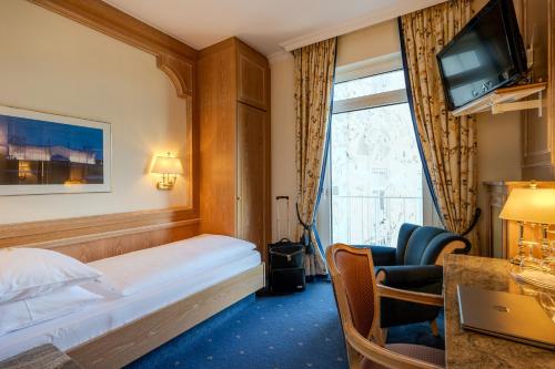 Standard Single Room image 3