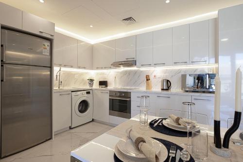 Luxe 2-Bedroom In Heart Of Dubai Marina, Dubaj (zdjęcie 4)