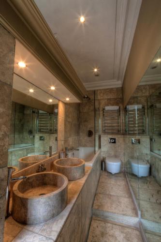 Strattons Hotel - image 6