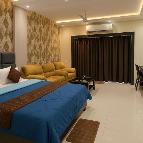 Luxarious New Town, Rajarhat ,kolkata Airport & CC2, One Room Apartment