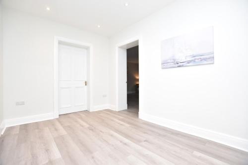 The Cliff Retreat in Wemyss Bay