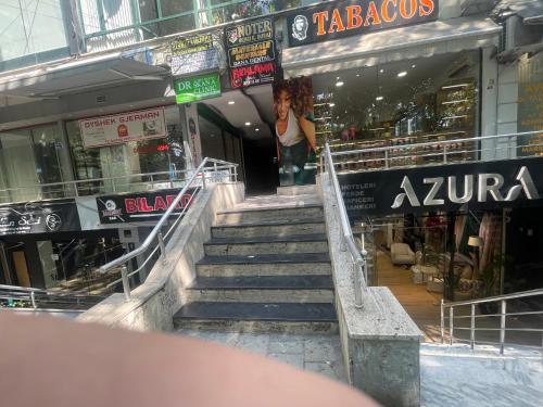 My Tirana2, Tirana (zdjęcie 2)