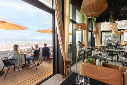 The Babel Community Hôtel - Grenoble Bastille (The Babel Community Hotel - Grenoble Bastille) in 市中心區