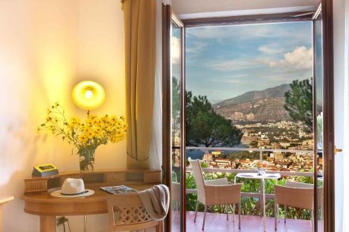 Grand Hotel President Room Type - Superior Double Room with Sea View