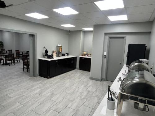 Ételek és italok, Barclay Hotel Atlanta Downtown near Grúzia World Kongresszusi Központ