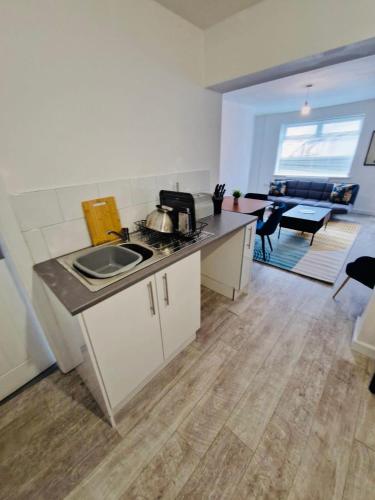 Chester House - 4-bed Spacious Contractor Accommodation in Durham City in Chester-le-Street