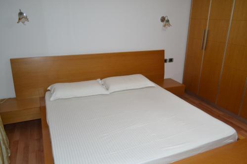 Penthouse Terrace De Luxe 4 Bedrooms Apartment - image 2
