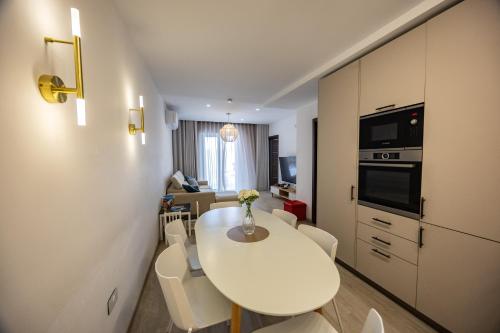 GuestHost - Sliema Breeze & Patio Comfort, Sliema (zdjęcie 4)