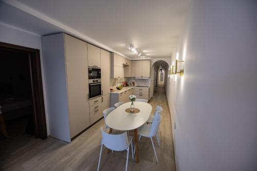 GuestHost - Sliema Breeze & Patio Comfort, Sliema (zdjęcie 9)