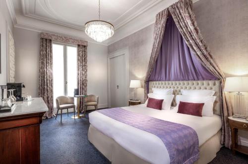 Hotel Claridge Paris, Paříž