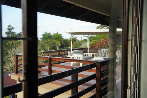 Breeze & Bliss Beach House 300m Walk to the Beach! in 彭寧頓