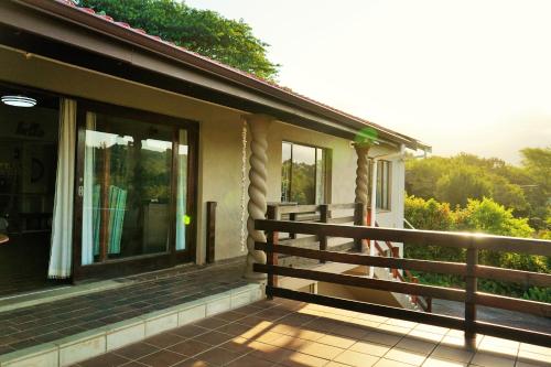 Breeze & Bliss Beach House 300m Walk to the Beach! in 彭寧頓