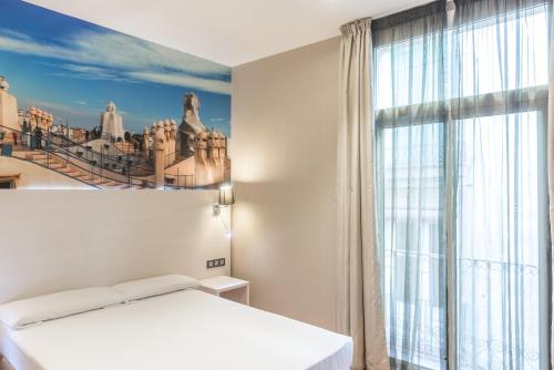 Hostal BCN Ramblas - image 6
