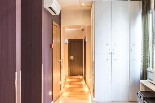 Hostal BCN Ramblas - image 5