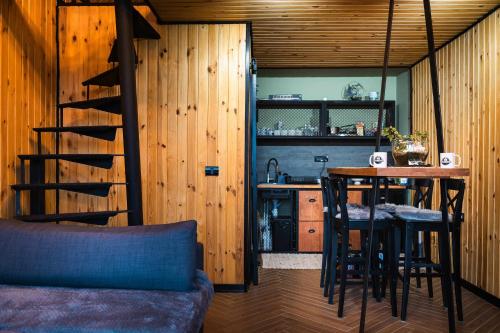 Fanar Chalet in Panaci