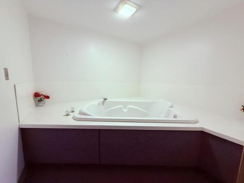 Hotel O Castle Town Ida Grove Hwy 175  - 온수 욕조