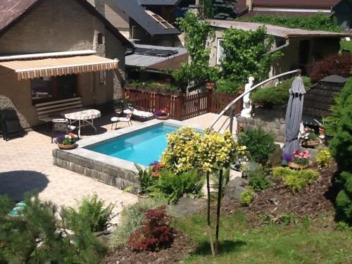 Apartmán na loučkách u lesa (Apartman na louckach u lesa) in Dolani