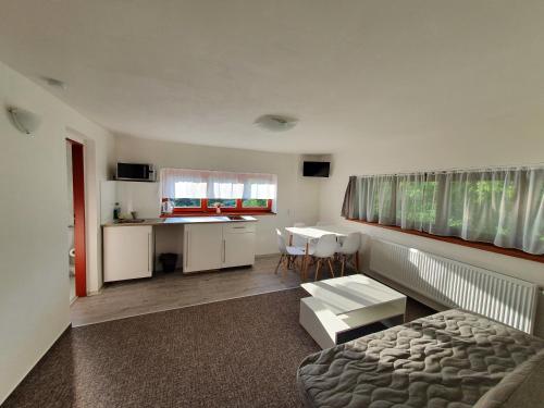 Hacienda ČERT Kořenov - Hotel - Korenov