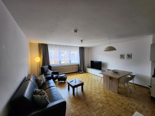 Apartment 8 at Cologne Cathedral, Cologne (photo 6)