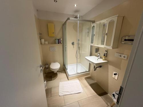 Apartment 8 at Cologne Cathedral, Cologne (photo 9)