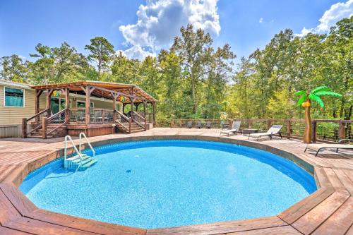 Pet-Friendly Home with Pool in Broken Bow!