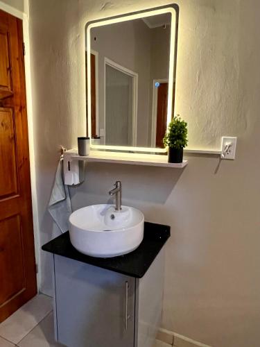 Two-Bedroom Apartment image 5