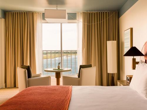 Trailborn Surf & Sound, Outdoor Collection by Marriott Bonvoy in 賴茨維爾海灘