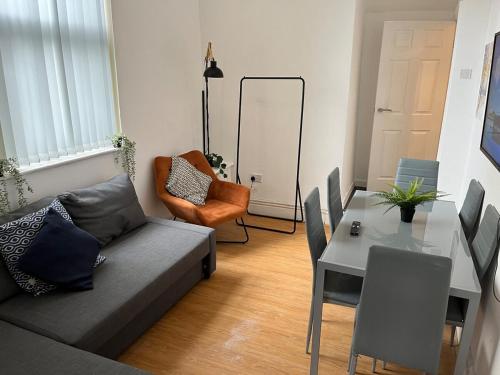 Cozy Apartment, Parking, Wi-Fi, Sleeps 5, Liverpool (fotografie 10)