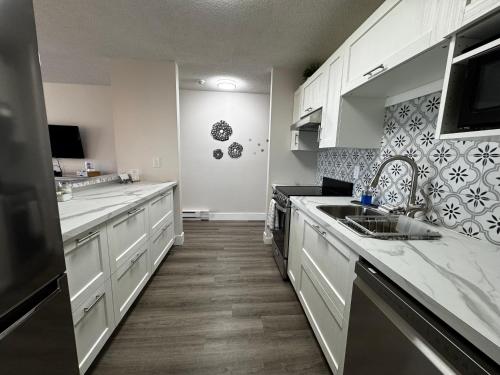 Shorewater Resort Oceanside Studio - 2 beds in ควอลิคัม บีช (บริติช โคลัมเบีย)