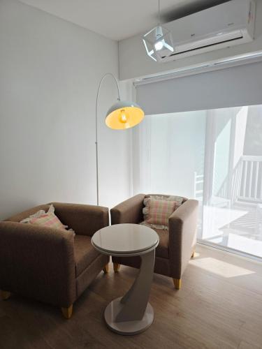 One-Bedroom Apartment room in Moderno departamento seguridad 24hs pileta gym Centro