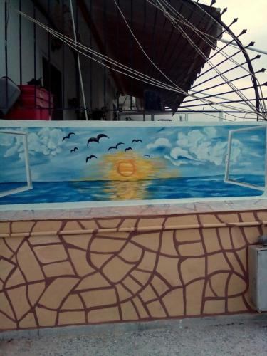 Apartment on 4th floor with a huge balcony! 10 min away from Metro! in 新海灘區
