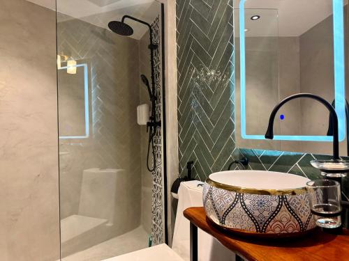 CASA ESMERALDA duplex raffiné de 120m2 à Casco Viejo - image 2