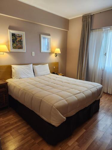 Hotel Colonial ciudad LABOULAYE in Laboulaye