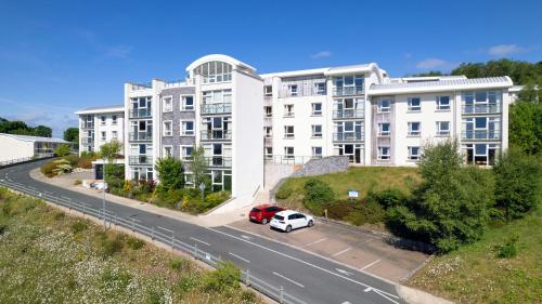 المنظر الخارجي, SALA Lakeside Aparthotel in سليجو