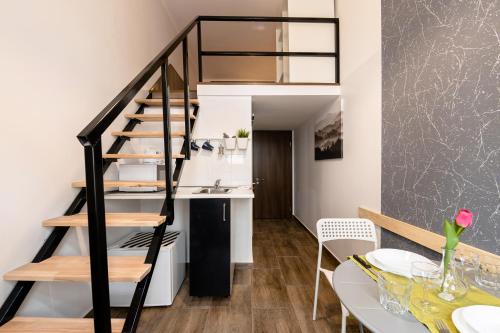 Urban Getaway Lofts - image 3