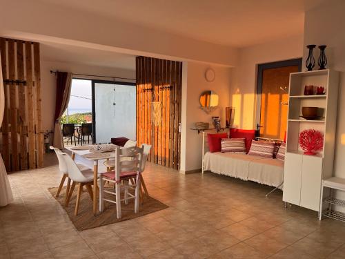 Villa Thea - Τhe View 1st floor in 카토 예라카리온