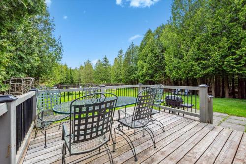Iekārtas, Whisk You Away Pool 4-Season 35min to Grotto in Pike Bay (ON)