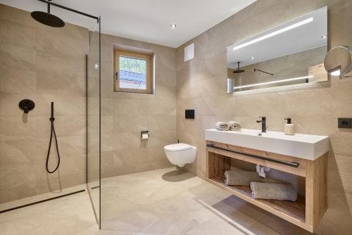 Shower, Das Refugium Mountain Apartment Otztal - Langenfeld in Burgstein