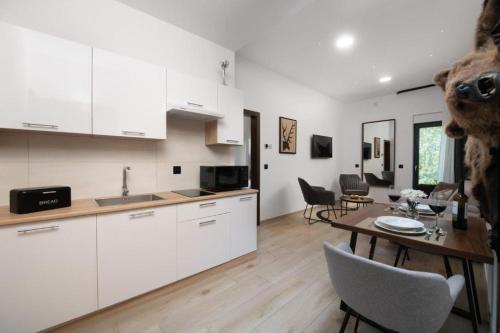 المرافق, Apartment and Rooms Resort Stribor in Bosiljevo