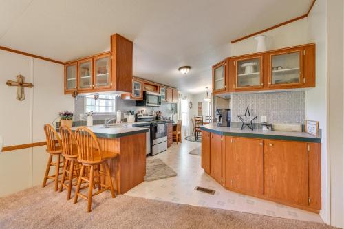 24 Mi to Morrison Springs County Park Cozy Home in Bonifay